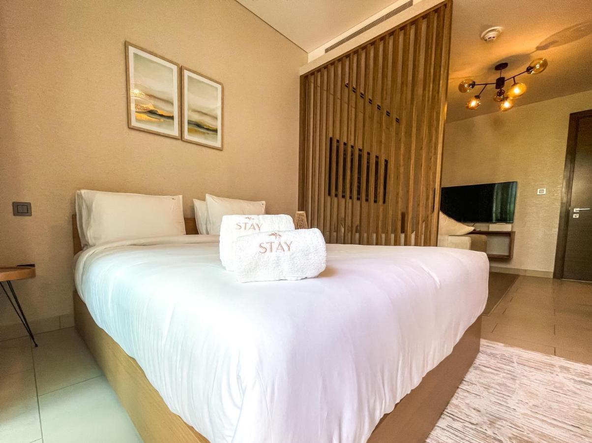 Stay By Latinem Luxury Studio Holiday Home G6-6103 Near Burj Khalifa Дубай Экстерьер фото